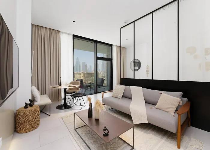 Charming Apartment In Burj Khalifa District - Marquise Square
