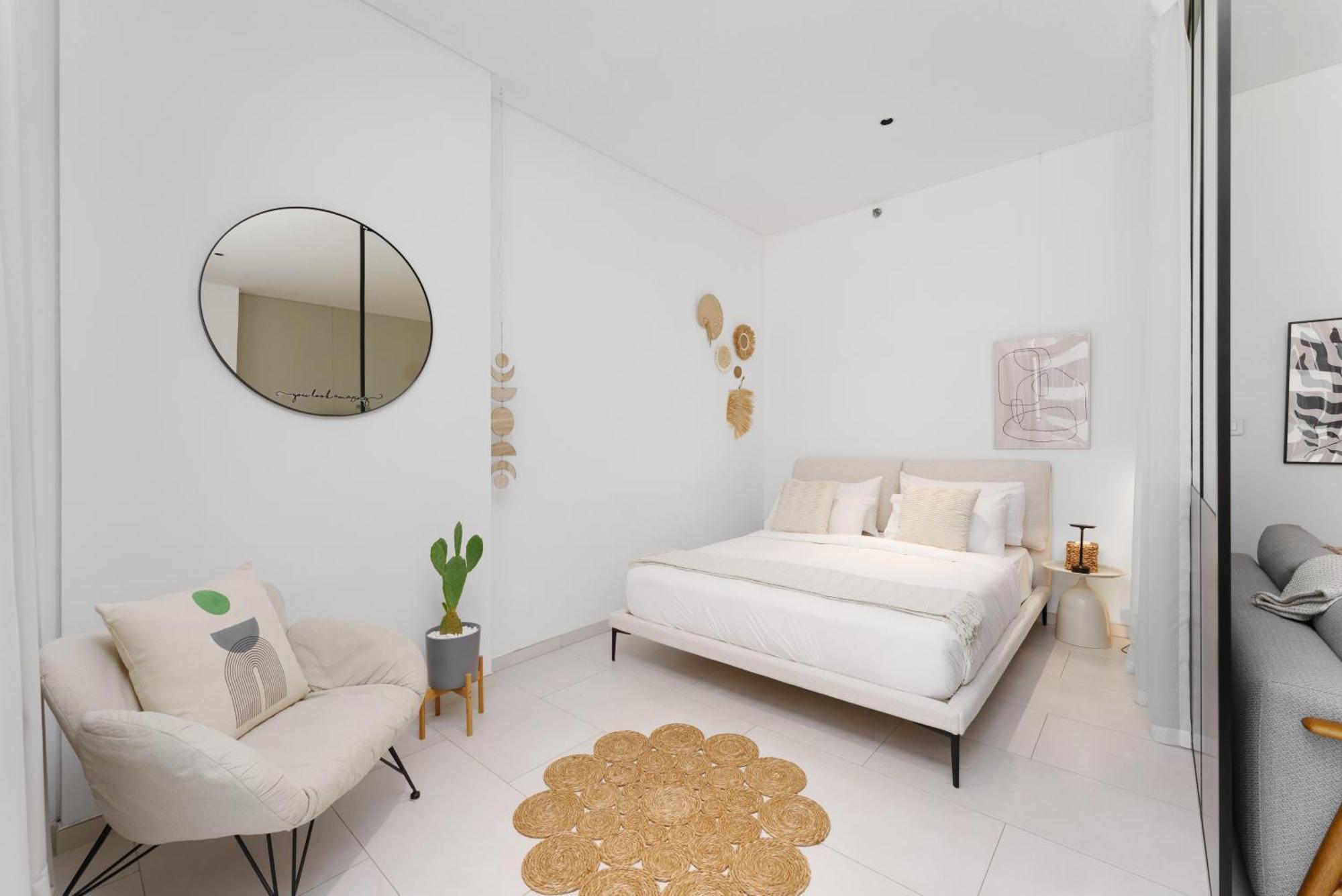 Charming In Burj Khalifa District - Marquise Square * Dubai