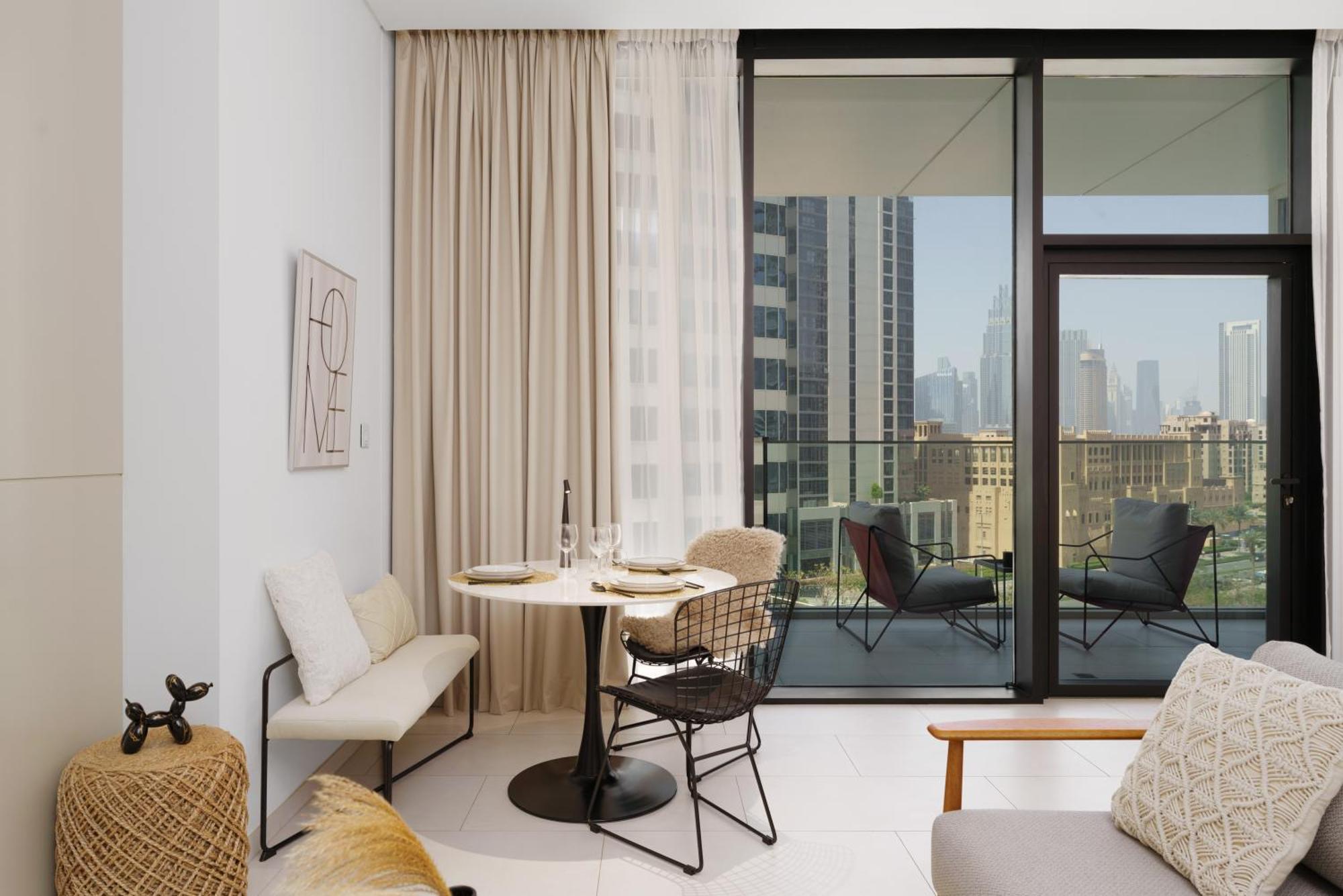 Charming In Burj Khalifa District - Marquise Square Apartment
